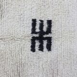 Handmade wool Berber rug 292 X 147 CM