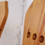Set of 2 pine kitchen chairs