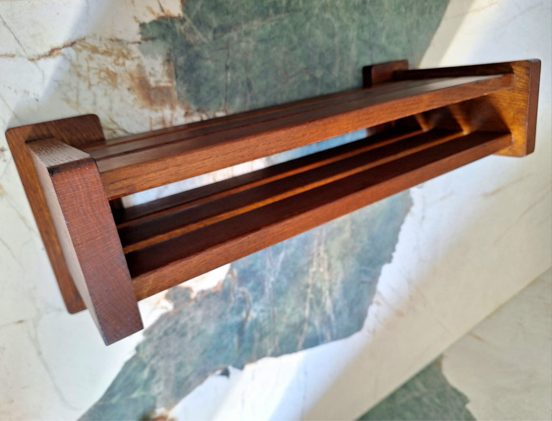 Étagère de Robert Guillerme et Jacques Chambron, Votre Maison