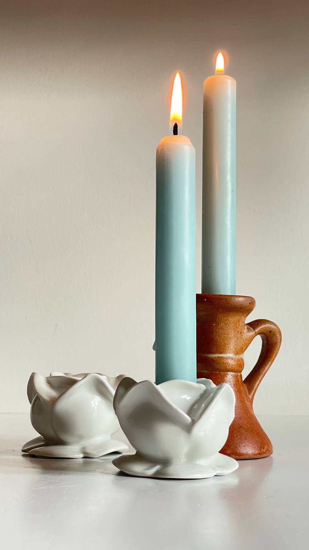 Lot bougeoirs porcelaine et grès vintage