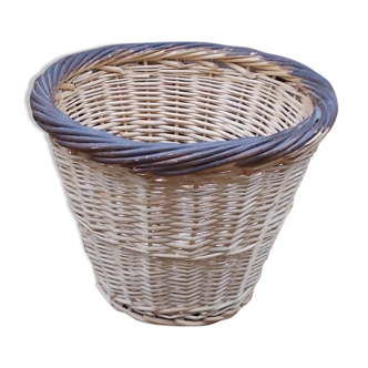 Wicker basket