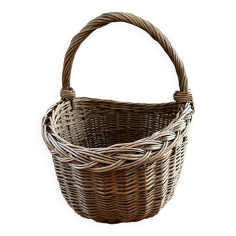 Wicker basket