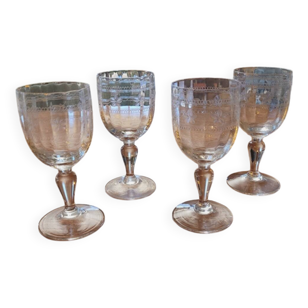 Verres à pied fin XIX ème