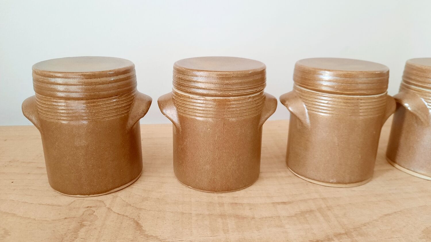 Sandstone pots
