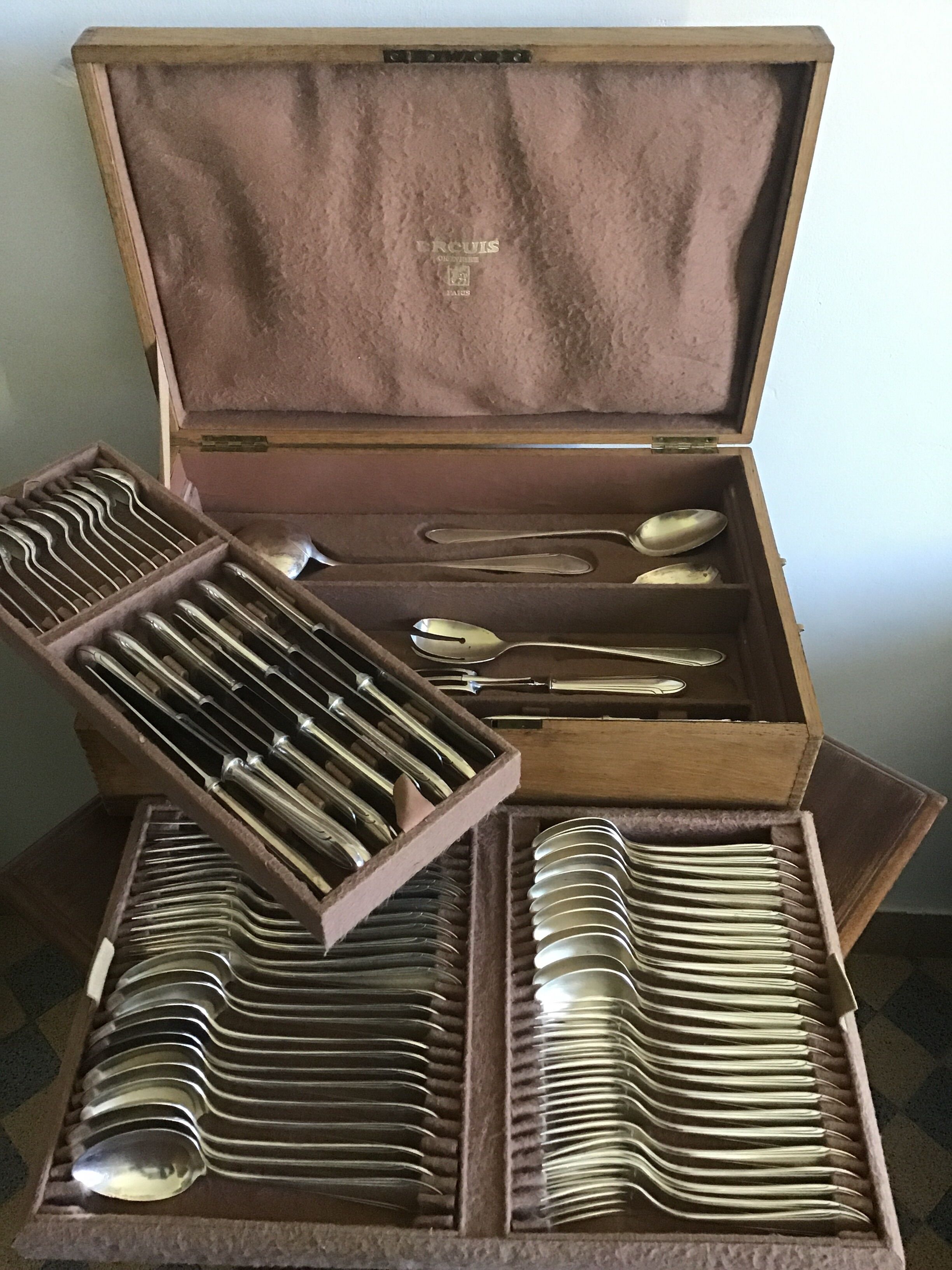 Ercuis household  91 pieces