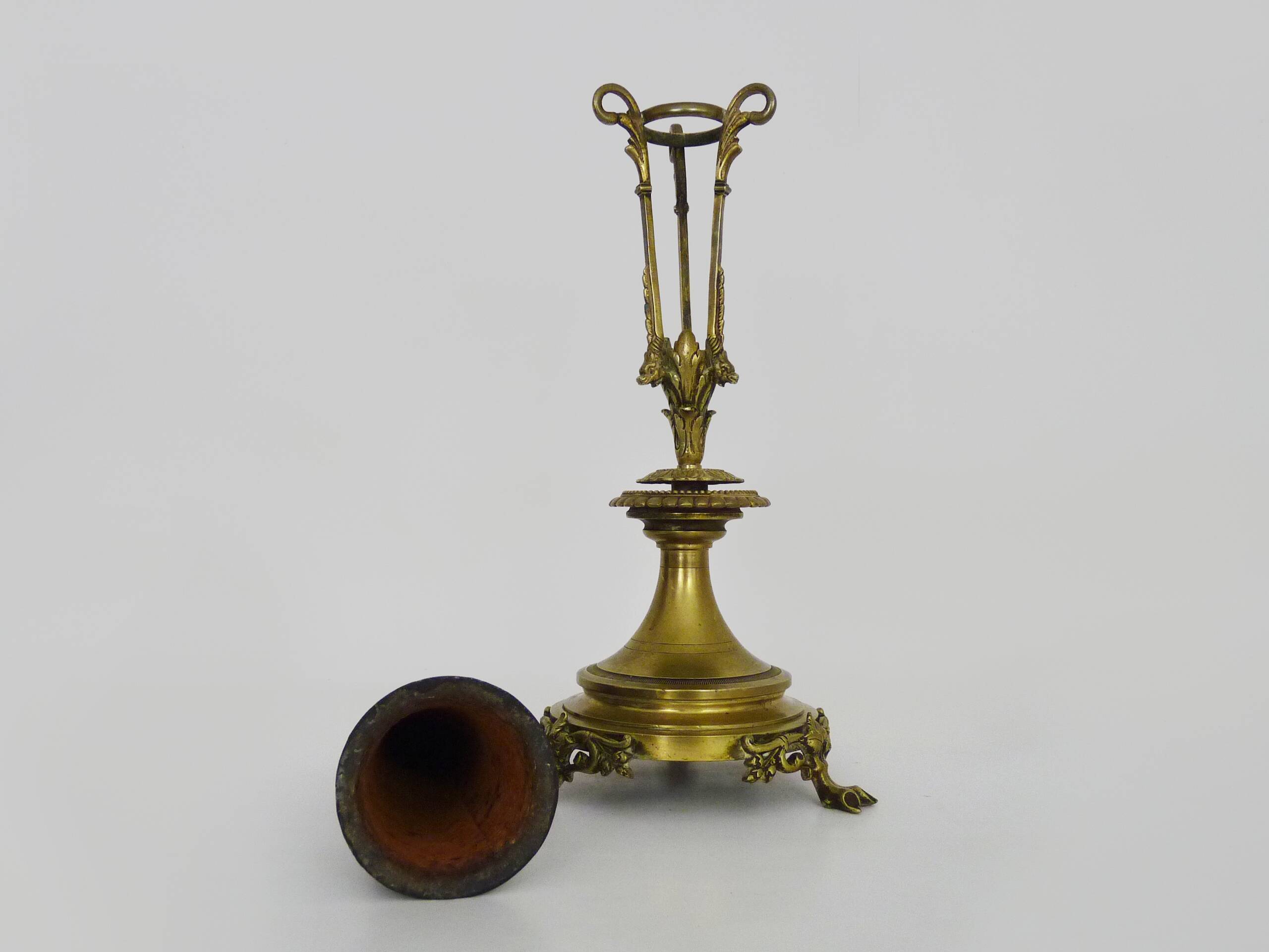 Cornet vase bronze and metal. Napoleon III 19th century.