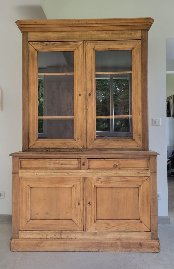 Buffet vaisselier cabinet de curiosités bois massif ancien