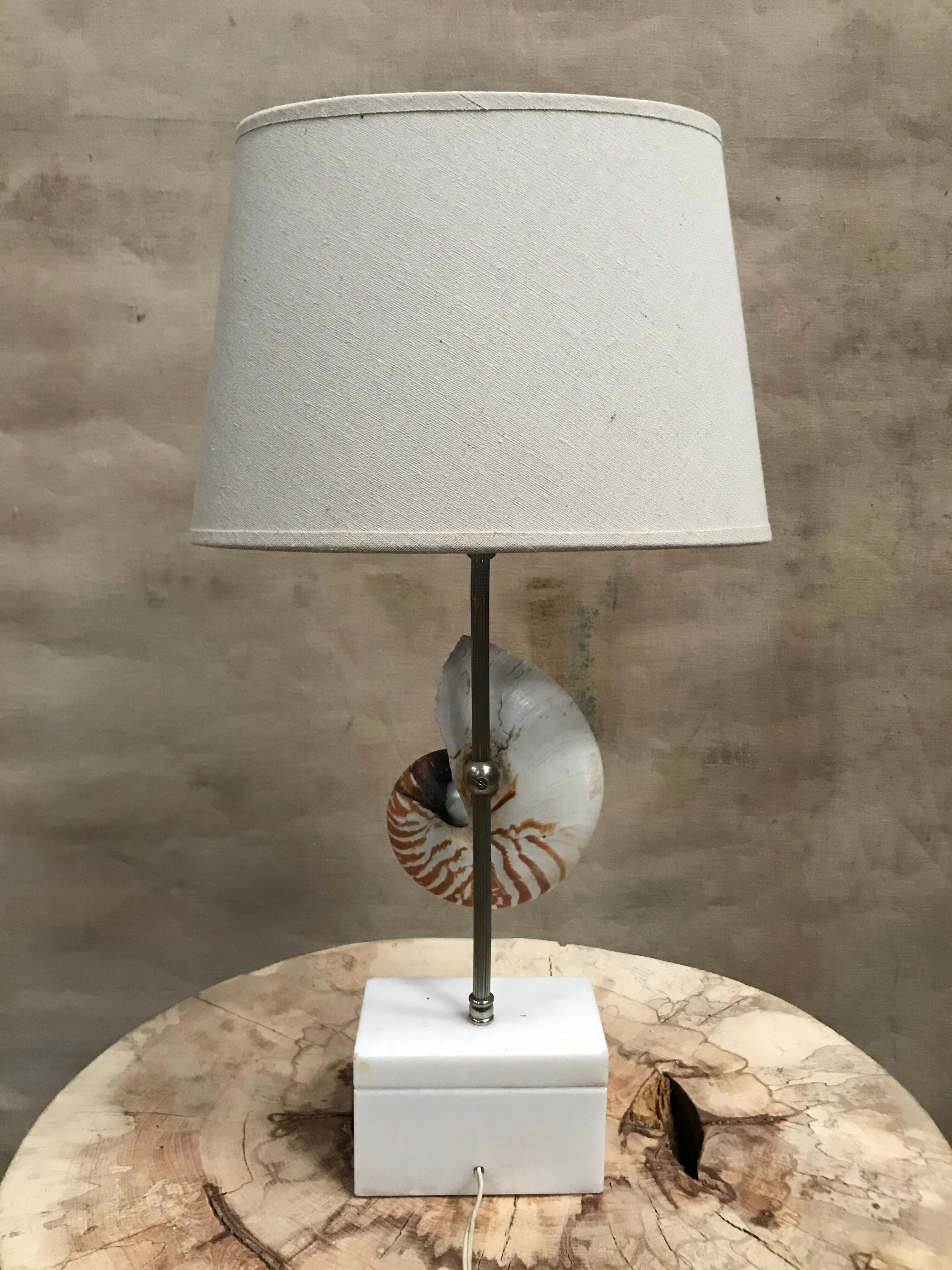 Vintage Nautile lay lamp