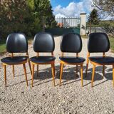 Chaises modèle Pégase de chez Baumann