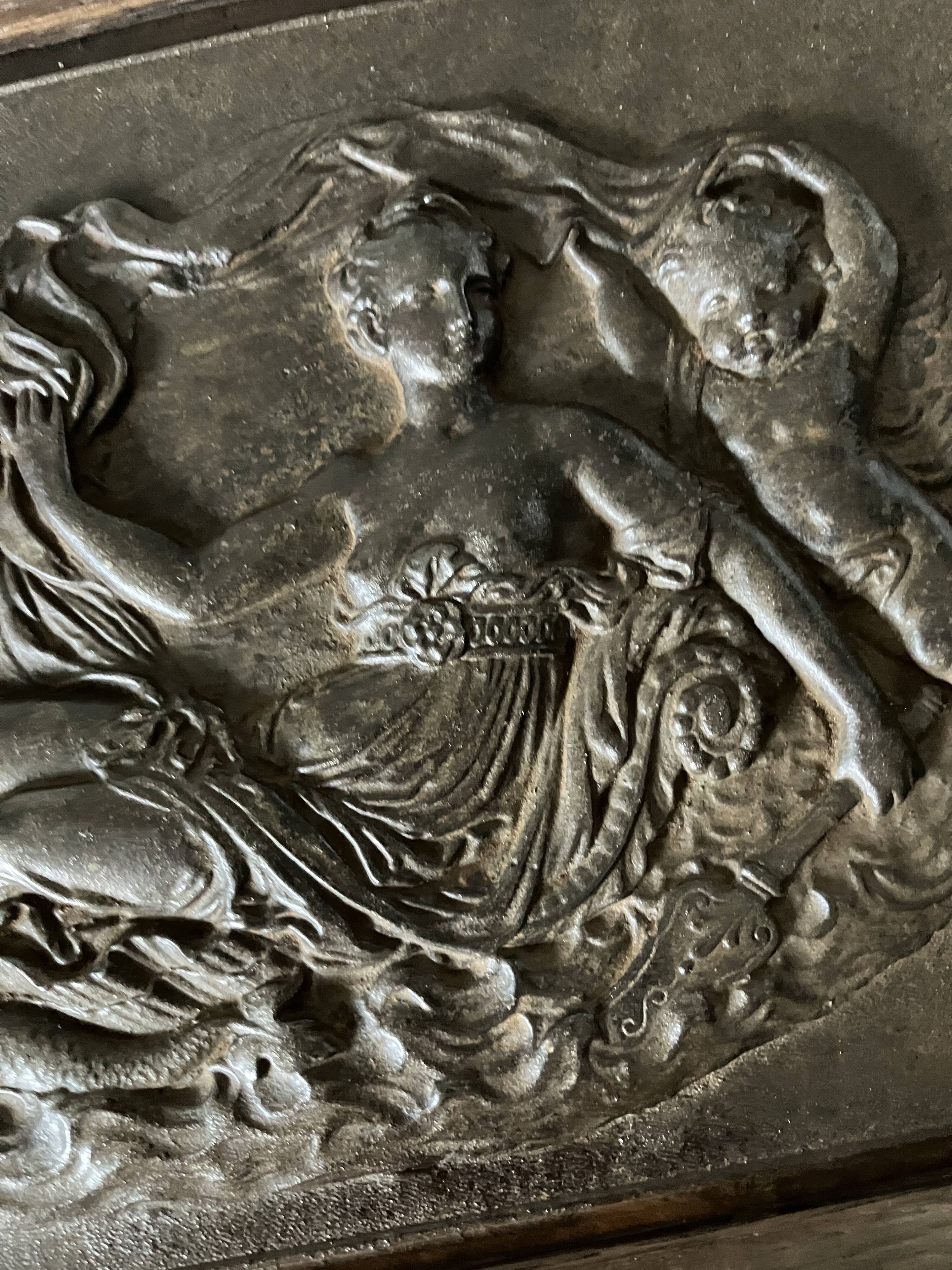 Plaque en bronze "Déesse marine" 19°siécle