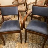 Chairs with armrests