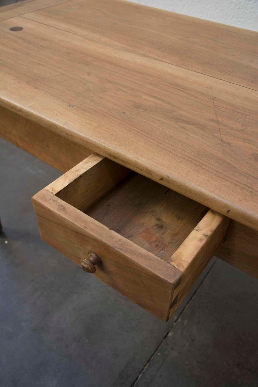 Countryside table