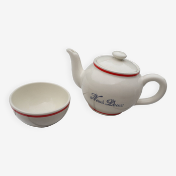 Longchamp teapot and sugar bowl