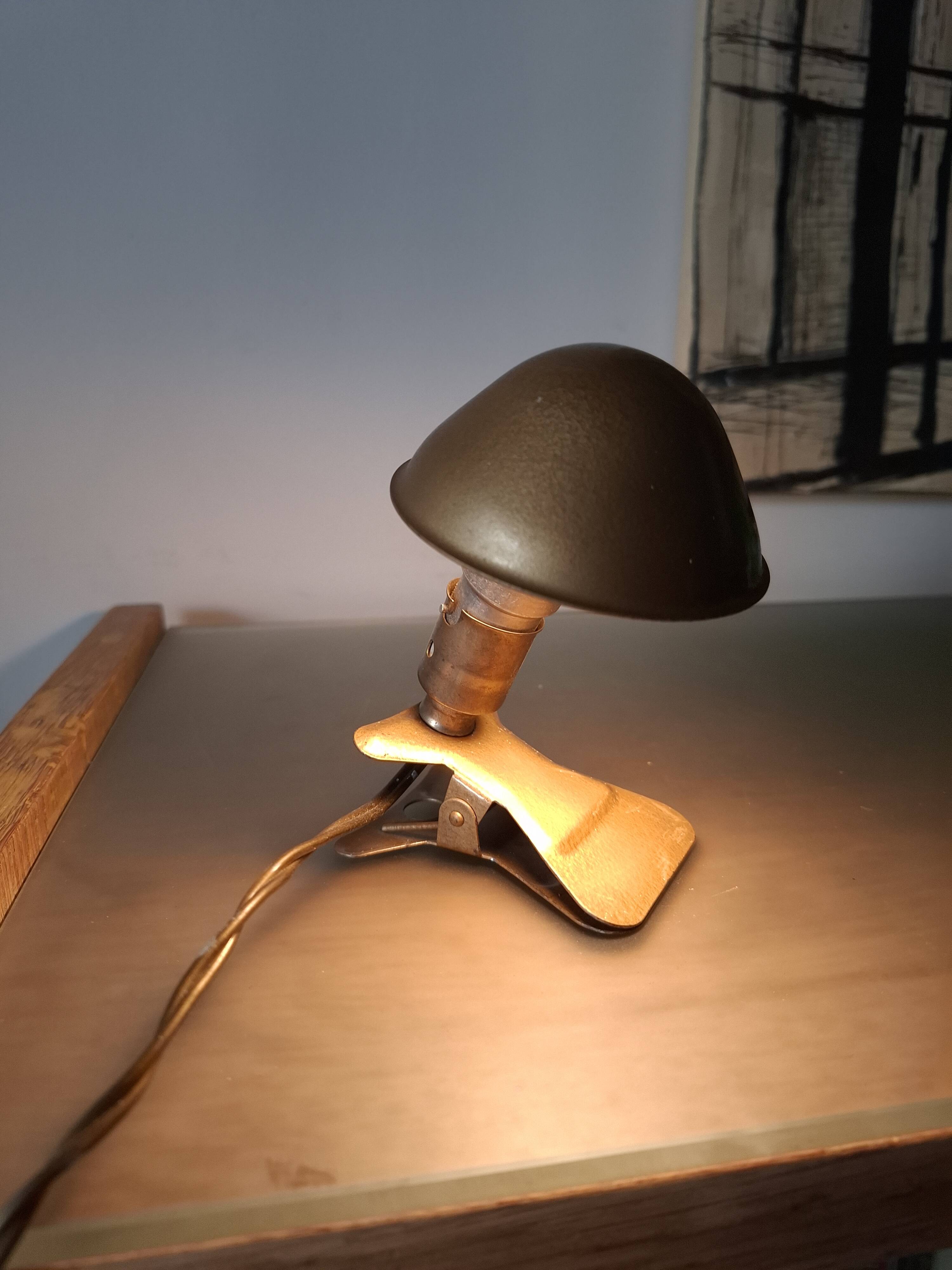 Lampe vintage en metal champignon