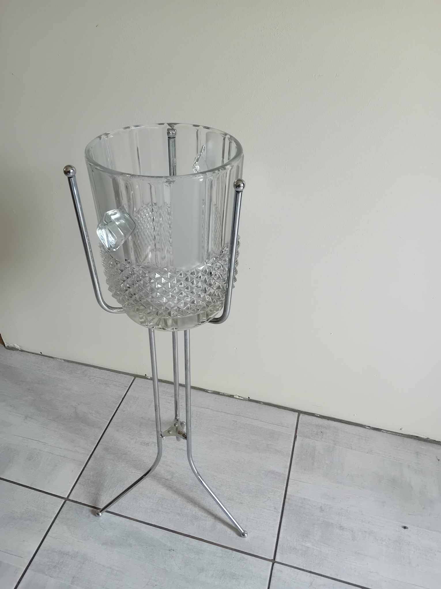 Large Champagne bucket in pressed molded glass and its support.