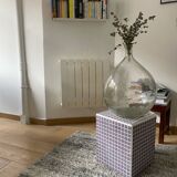 Lilac ceramic cube