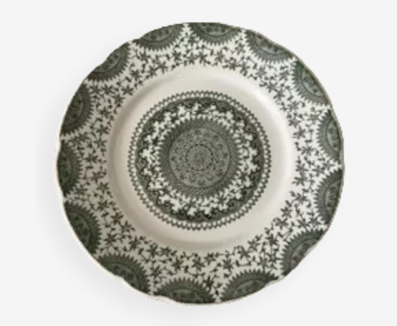 Assiette moyenne en porcelaine