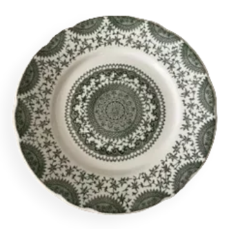 Assiette moyenne en porcelaine