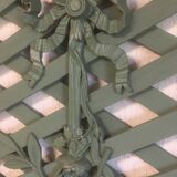 Wall panel, violin (resin) on wooden trellis