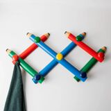 Vintage coat rack from the 1980s in the style of Pierre Sala, Memphis style, pencil pattern, extendable, 7 hooks.