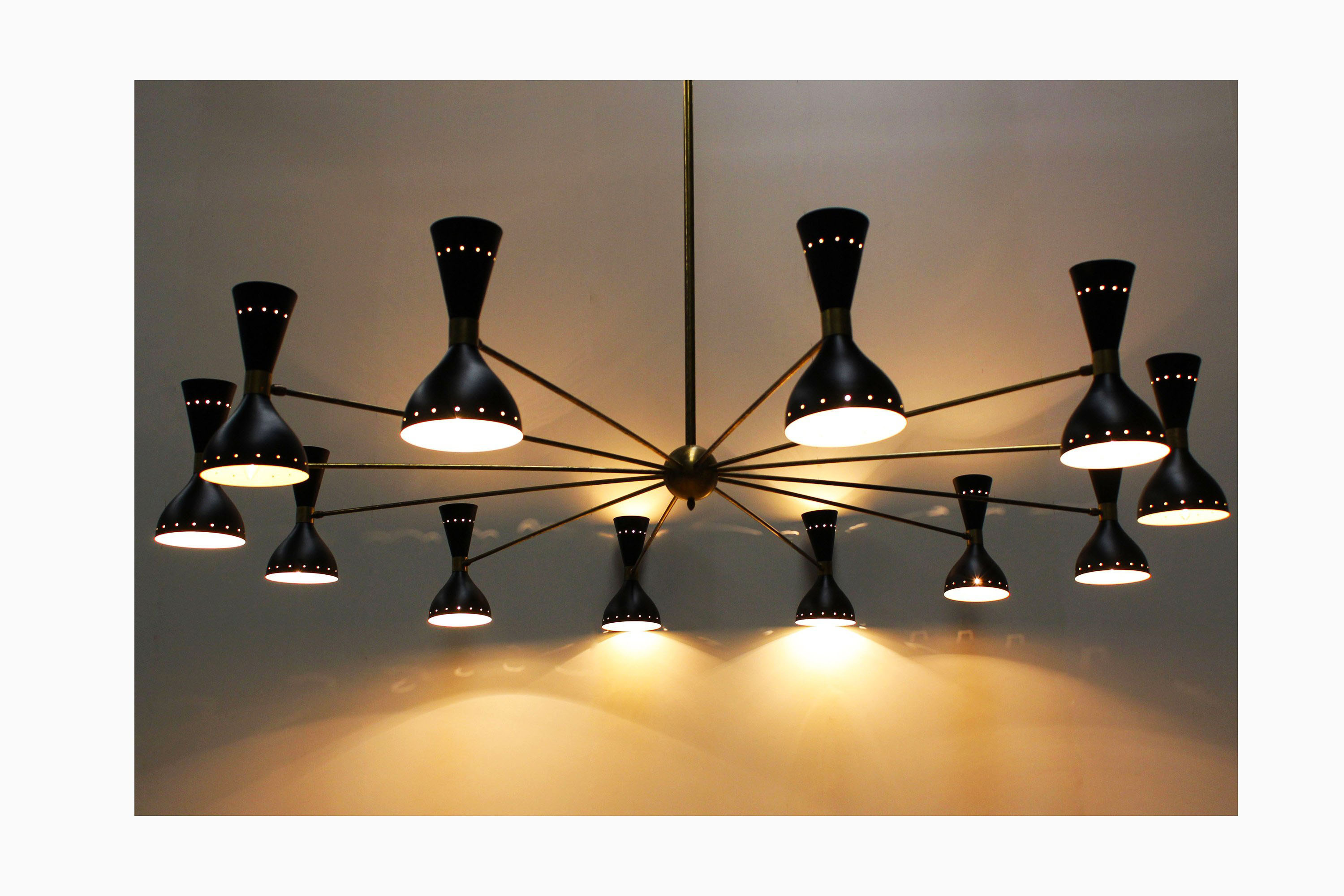 Very large chandelier Italian 24 lights Italian style years 50