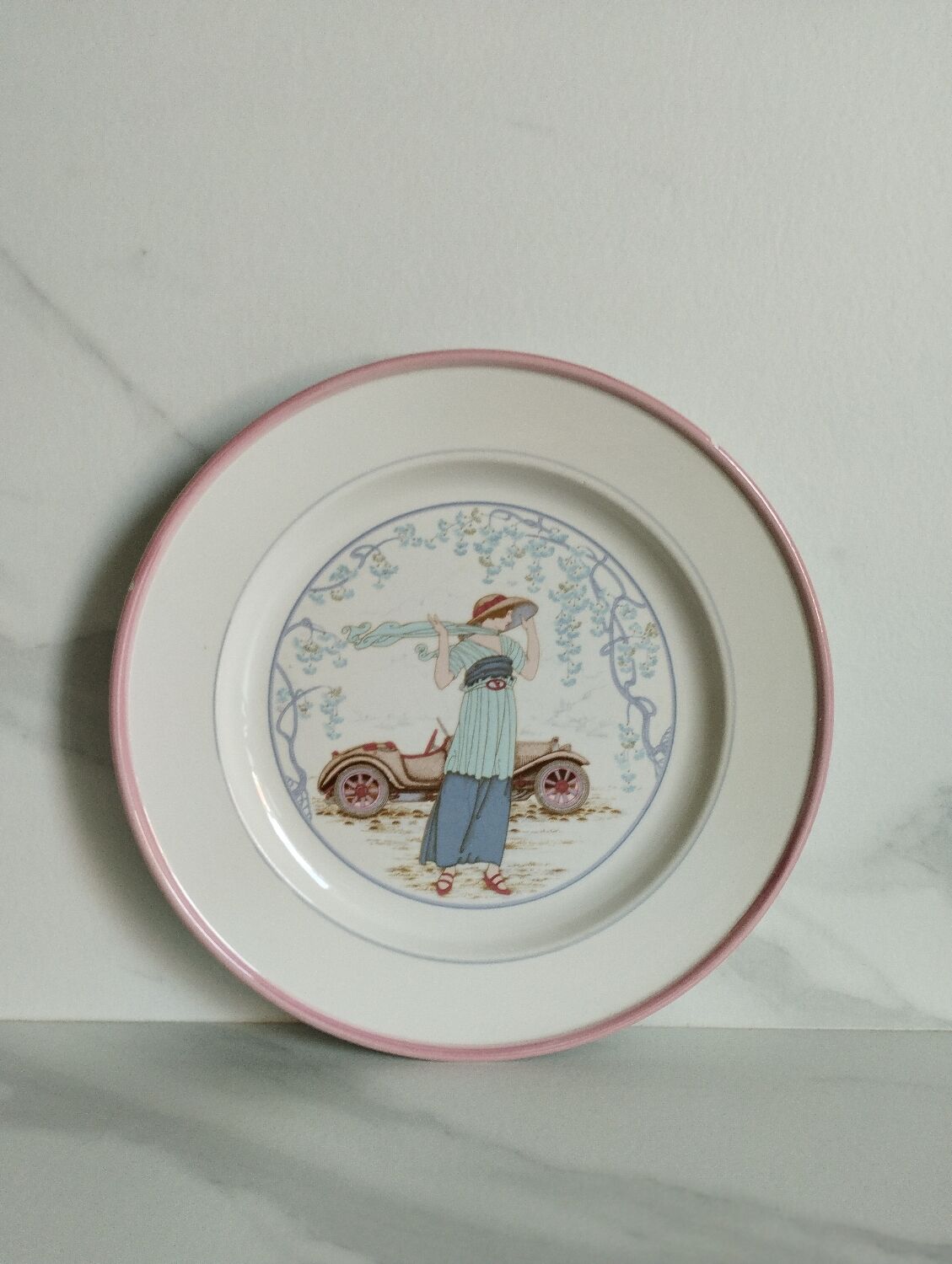 Primula art nouveau style dinner plates