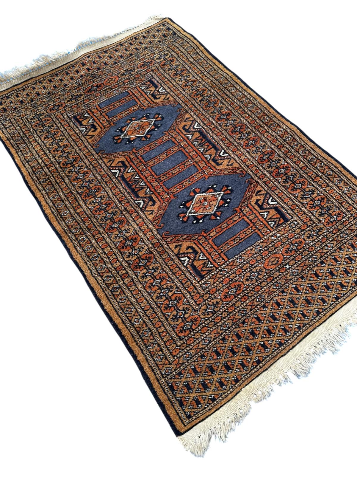 Handmade Persian rug 95cm x 60cm