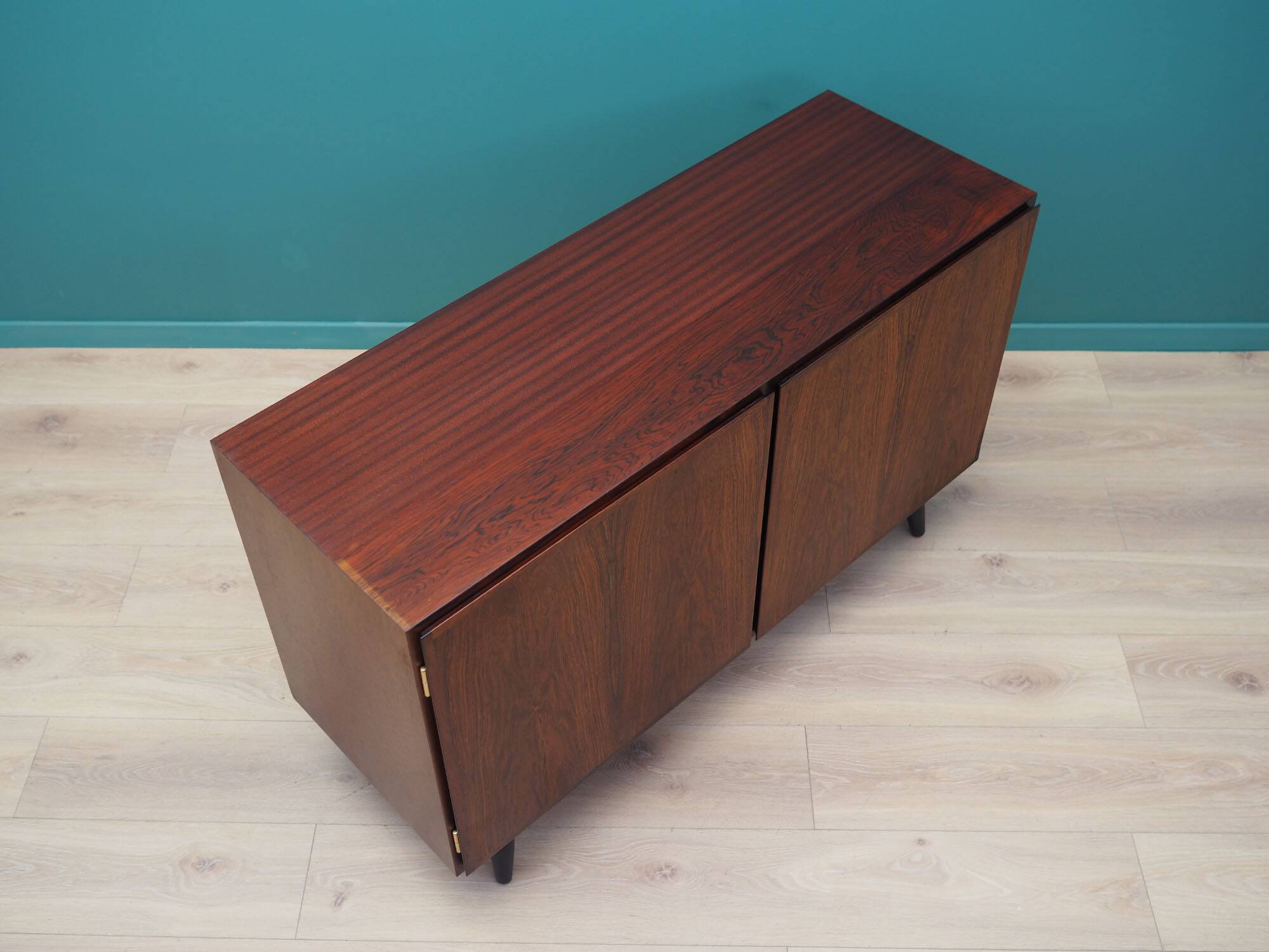 Meuble en palissandre, design danois, années 1970, fabricant : Omann Jun
