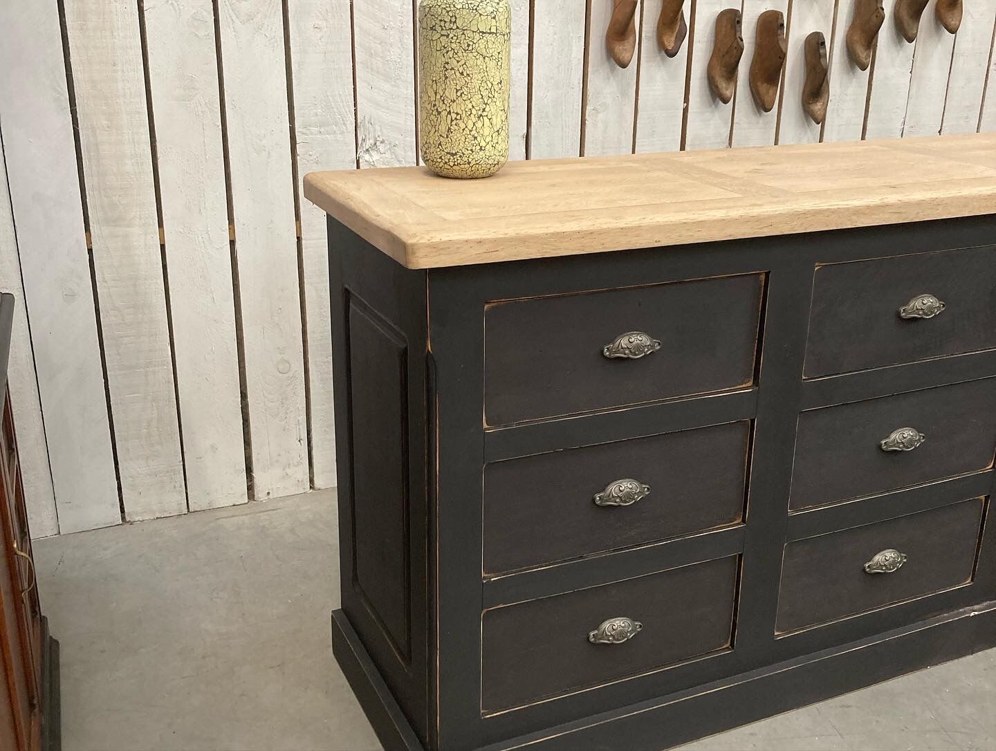 Trade furniture 12 drawers