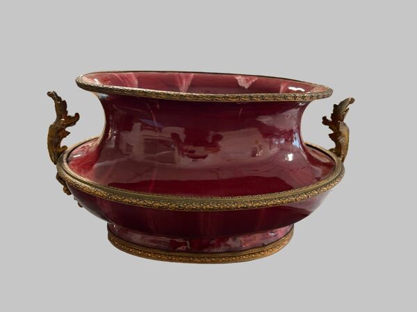 Grande jardinière ovale en céramique rouge « sang-de-bœuf »