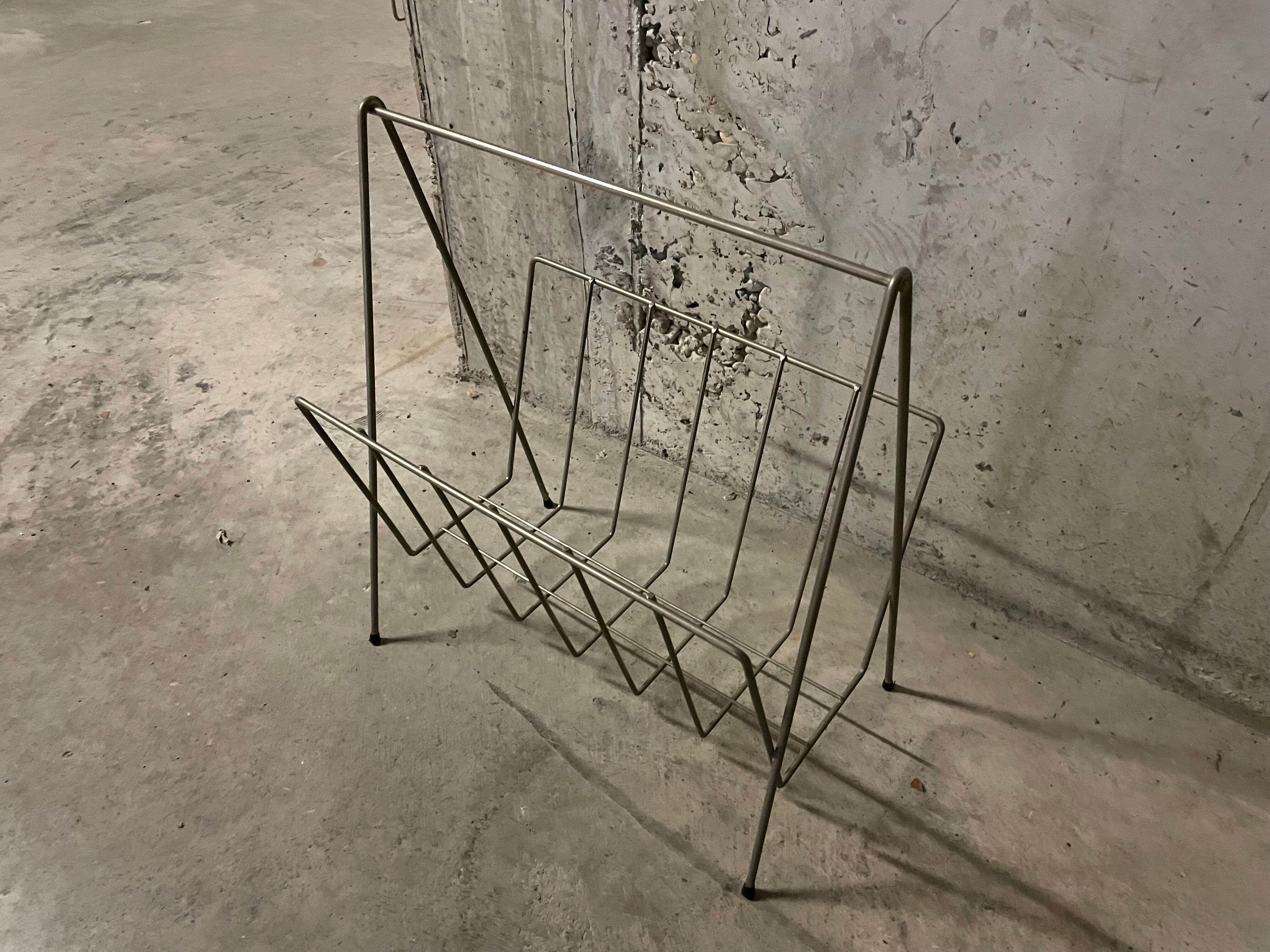 Magazine rack from the 1950s