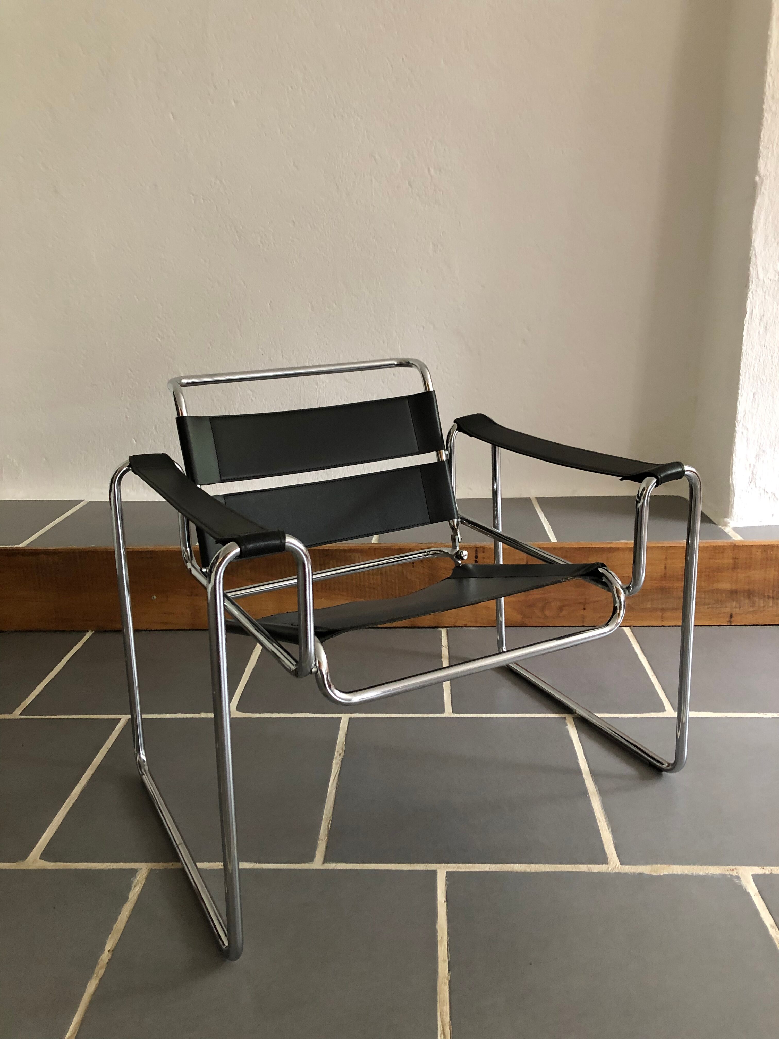 Vintage chrome and leather armchair 70/80