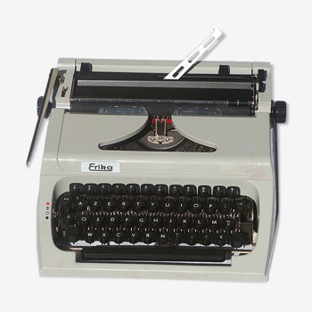 Erika 150 typewriter