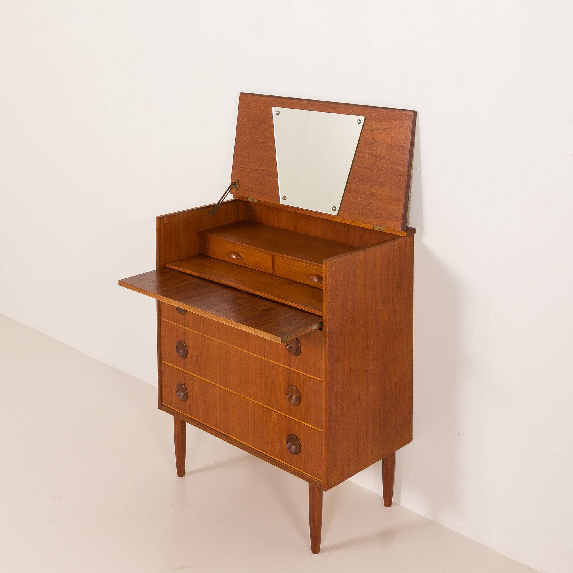 Danish mid century teak chest of drawers with hidden vanity, 1960s