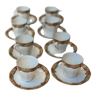 16-piece serving consisting of 8 cups and 8 subcups