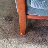 Club armchairs plus footrest