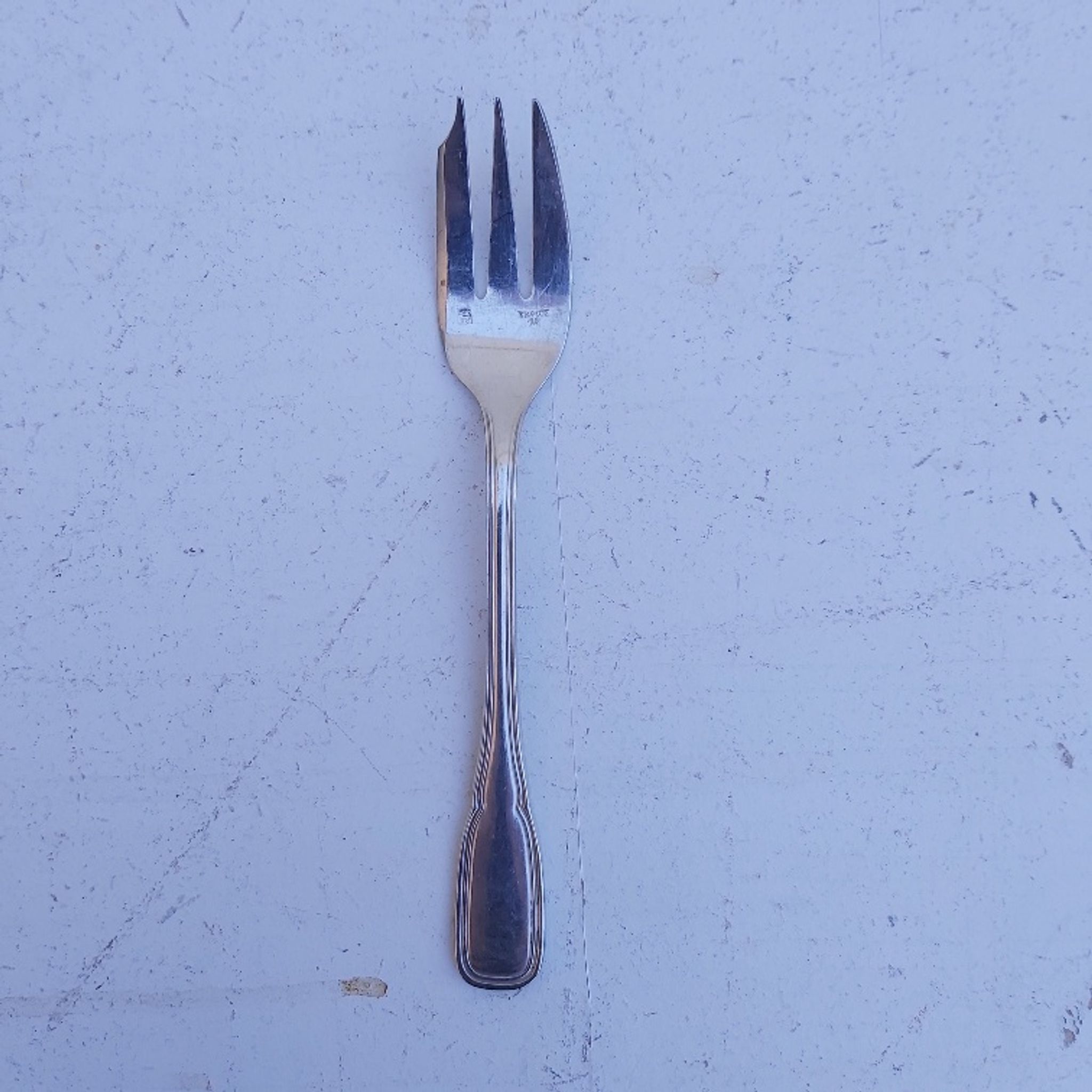 Set de 12 fourchettes à huitres ercuis en métal argenté