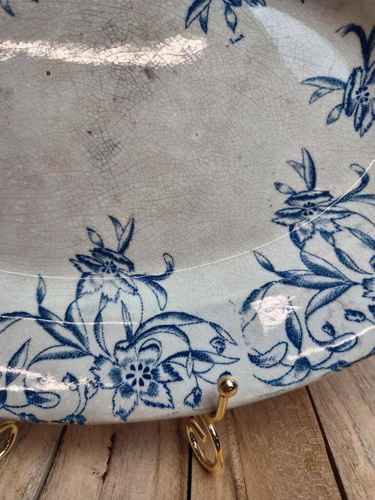 Antique oval plate, blue ironstone with floral decoration – 34 cm