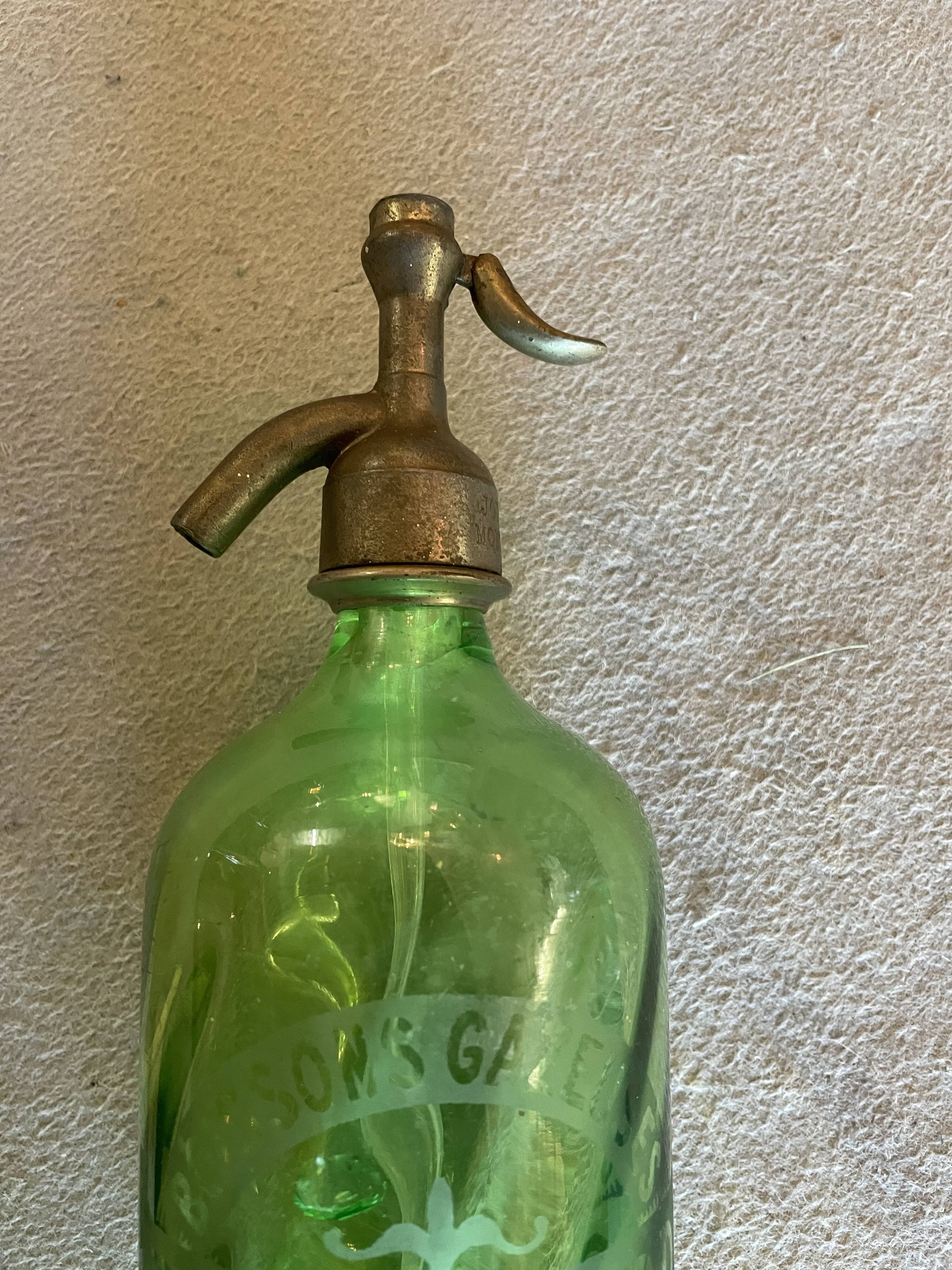 Soulard green siphon