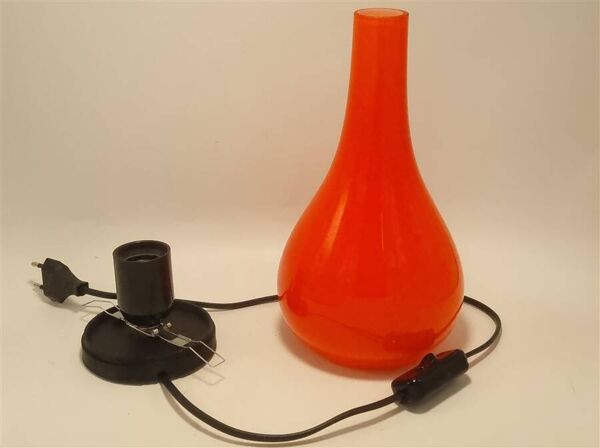 Lampe en opaline orange
