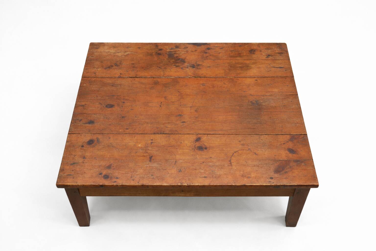 Table basse ancienne en bois – patine d’origine