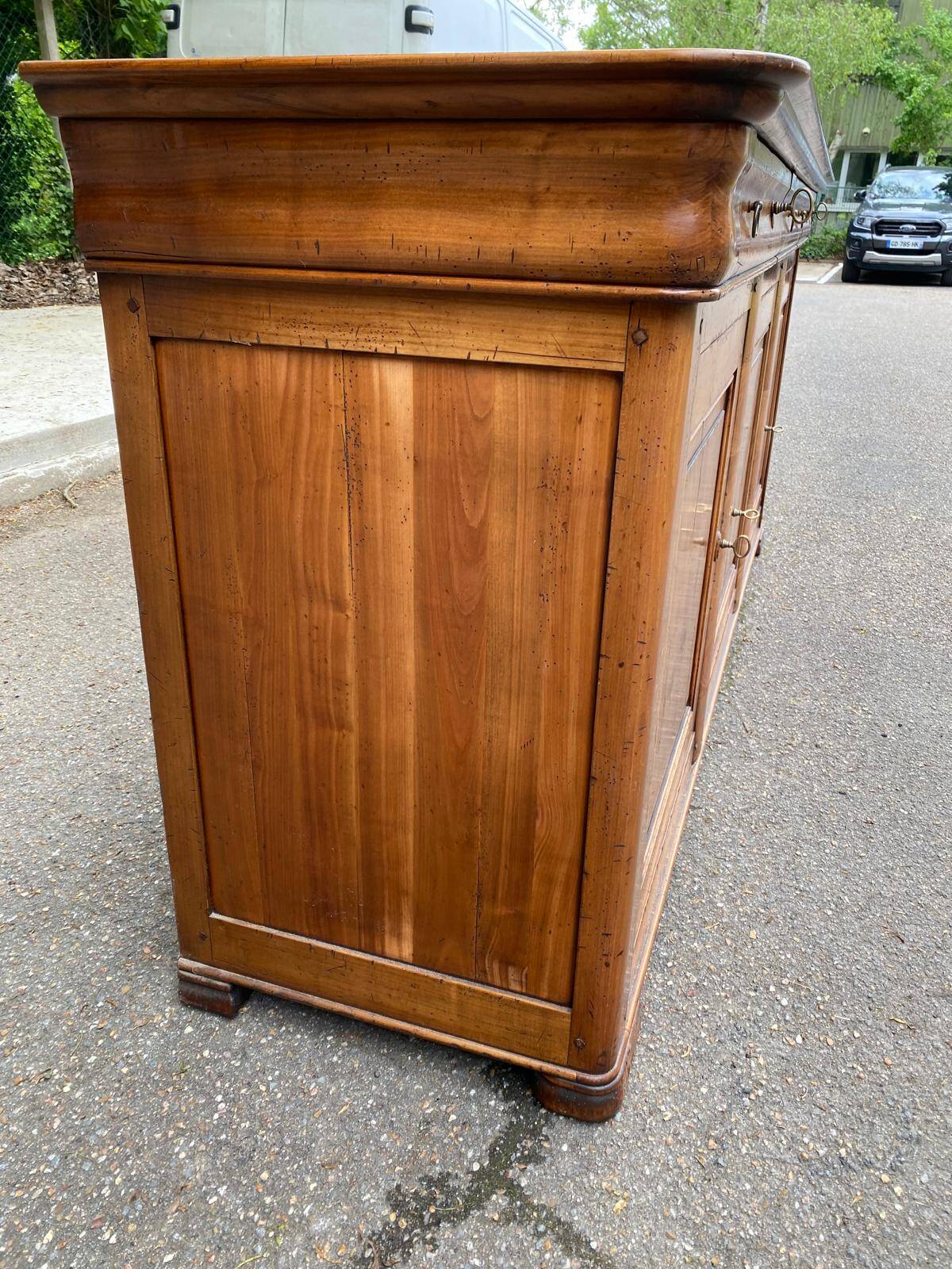 Louis Philippe solid oak sideboard with 3 drawers and 3 doors