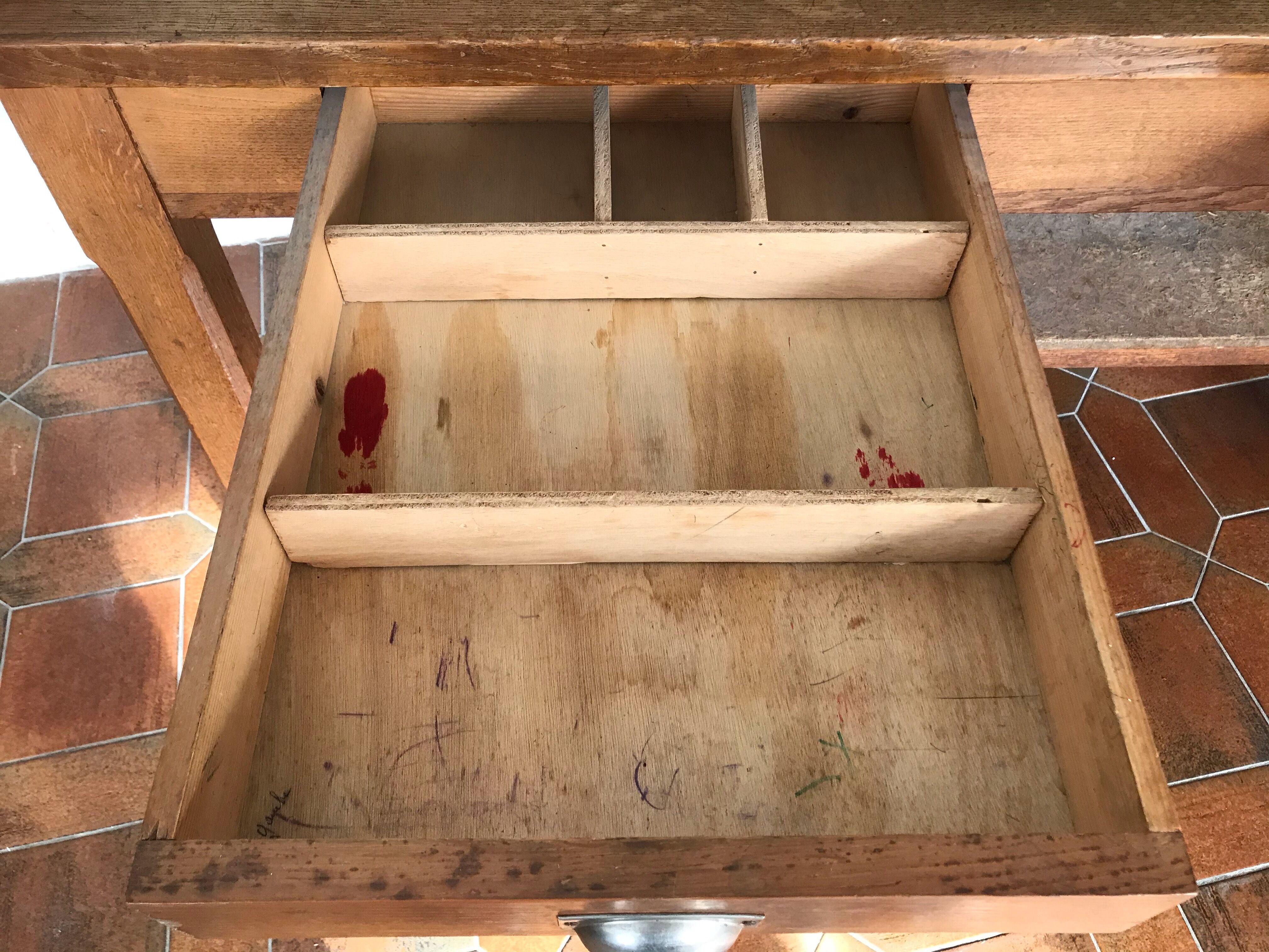 Postal sorting office