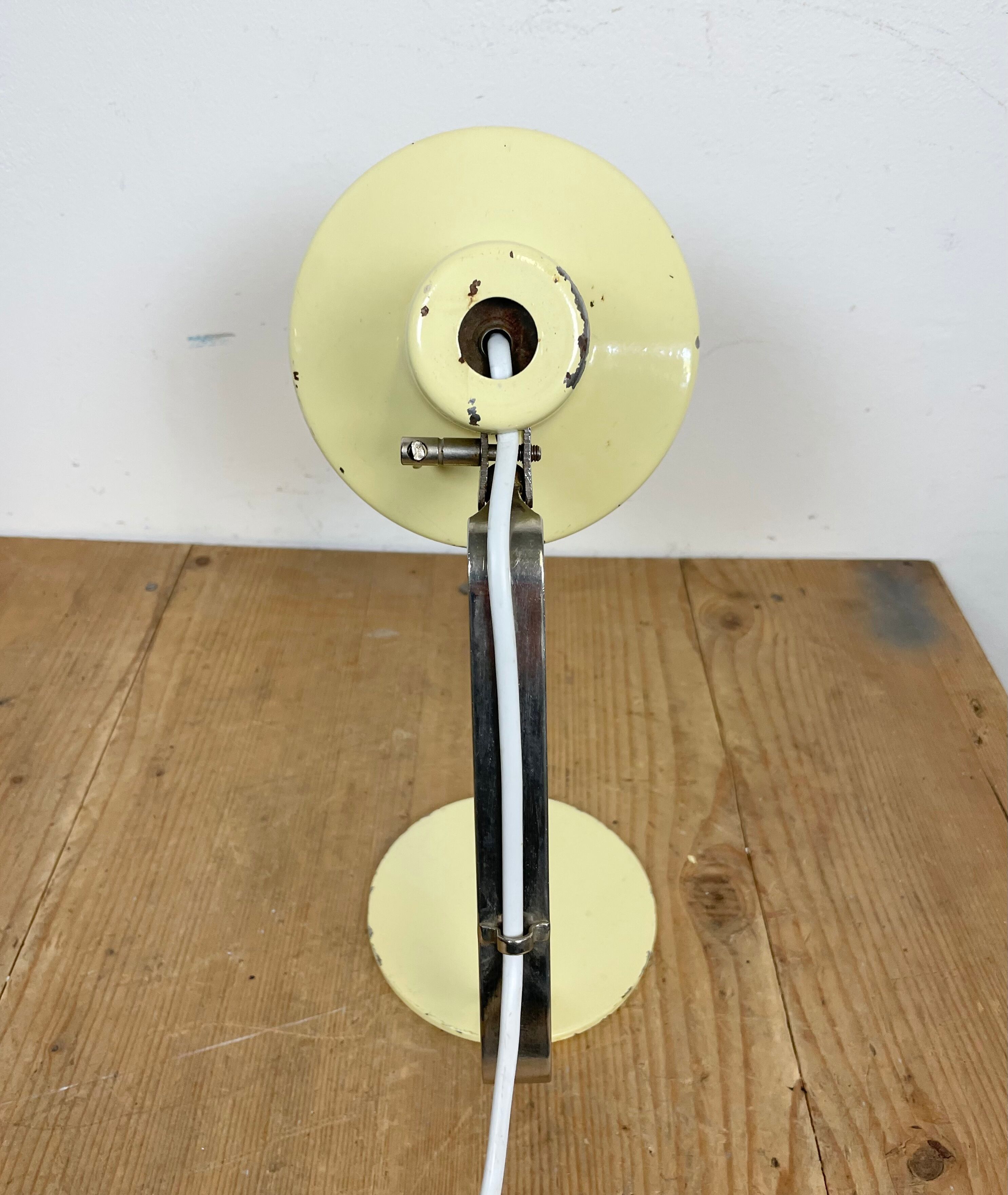 Beige industrial table lamp from Metal Mot, 1960s