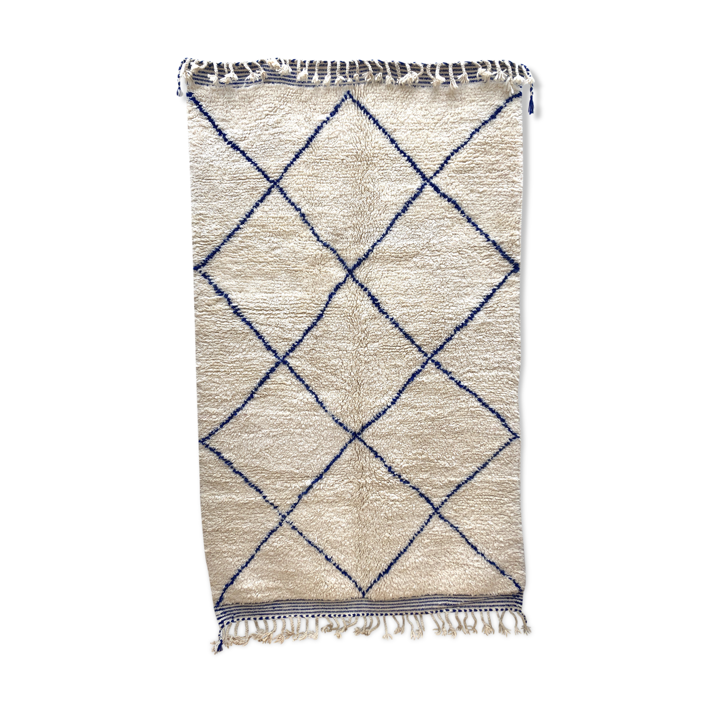 Moroccan Berber carpet Beni Ouarain ecru with majorelle blue diamonds 2.54x1.54m