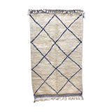 Moroccan Berber carpet Beni Ouarain ecru with majorelle blue diamonds 2.54x1.54m