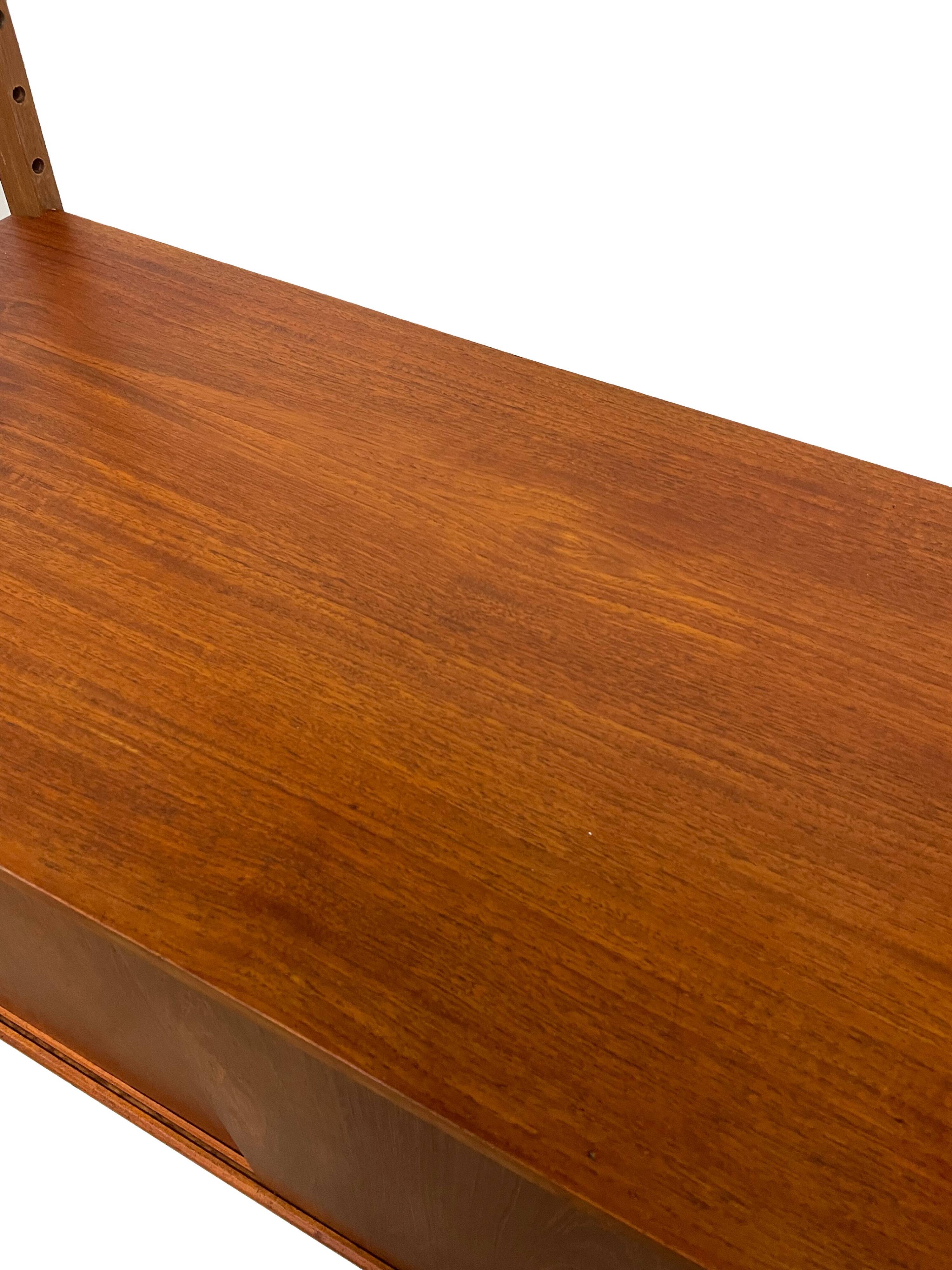 Vintage Poul Cadovius Royal System wall system wall