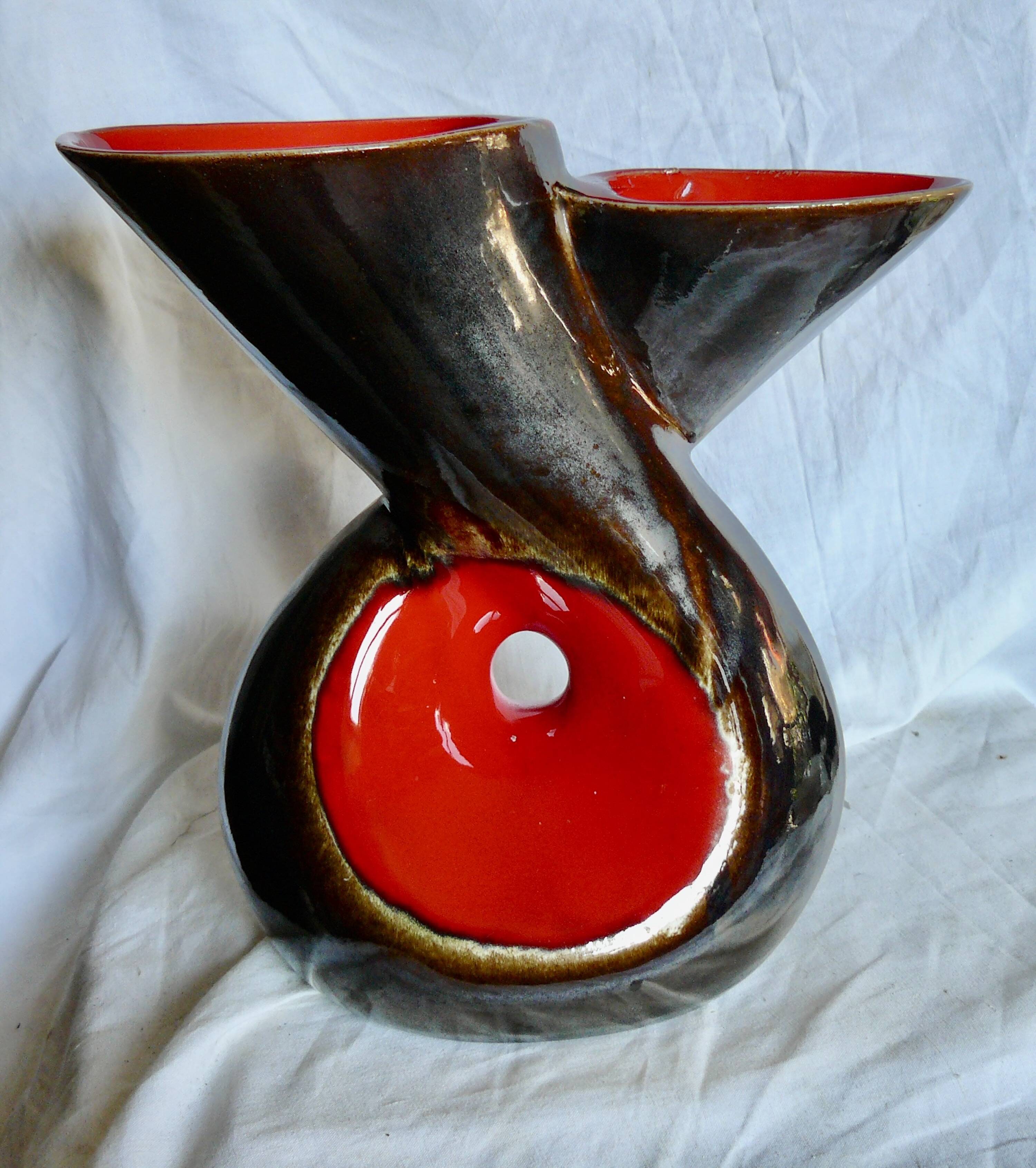 Large double neck earthenware vase Design 1950-60 Vallauris style