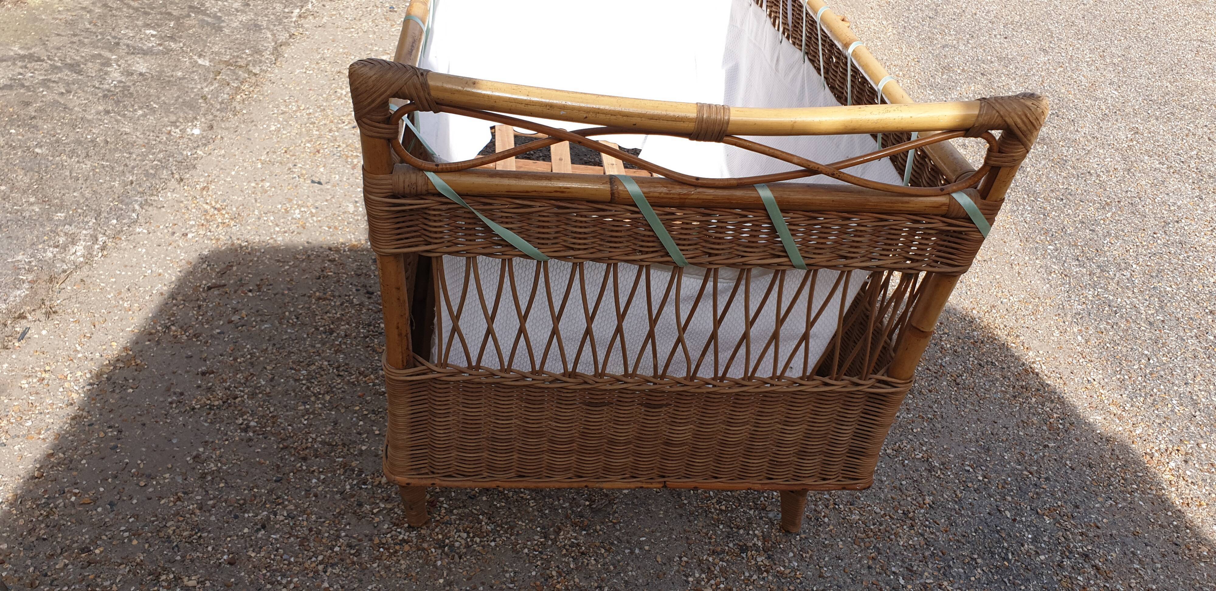 Rattan children's basket bed