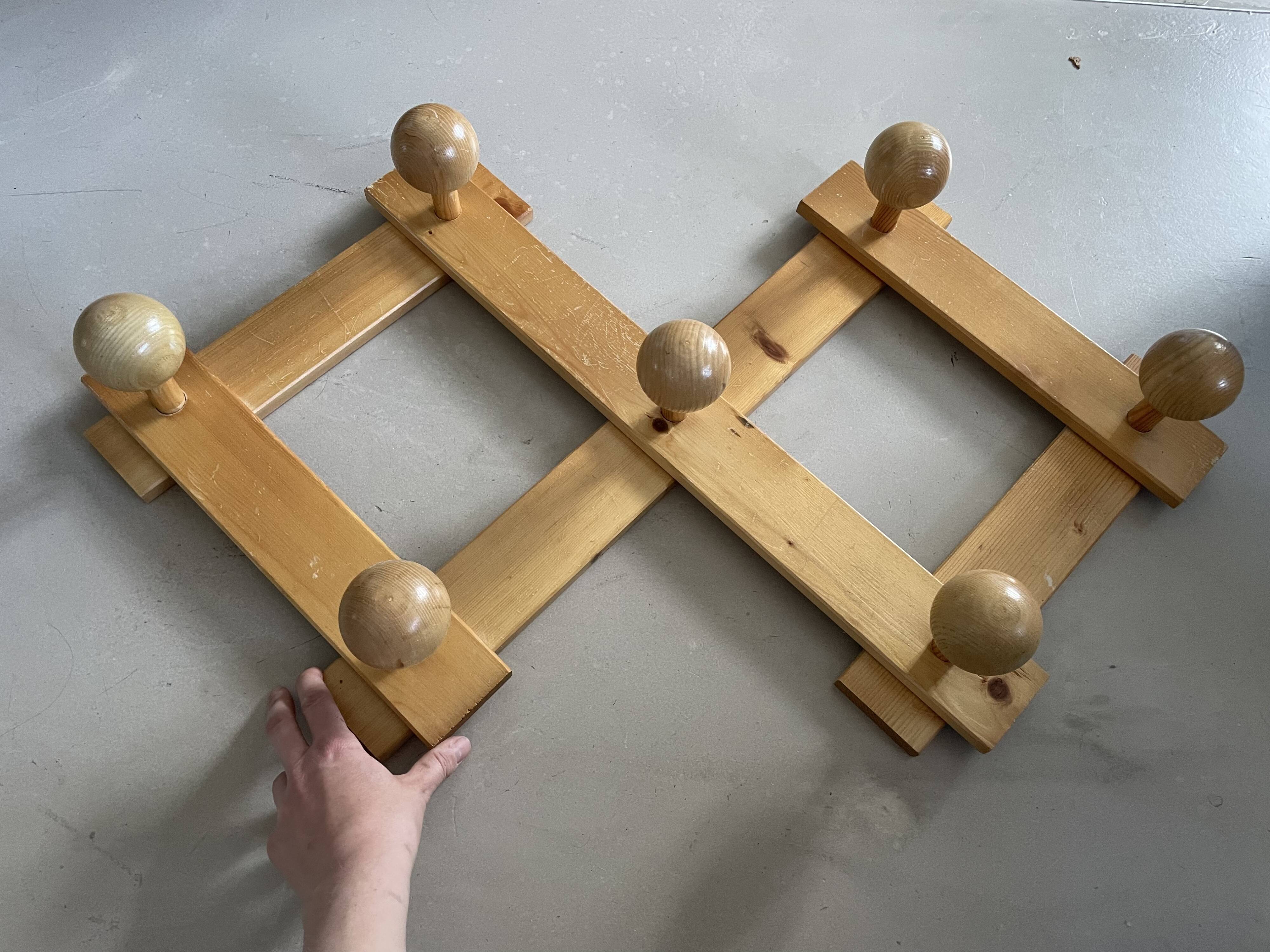 Vintage 70s wall coat rack